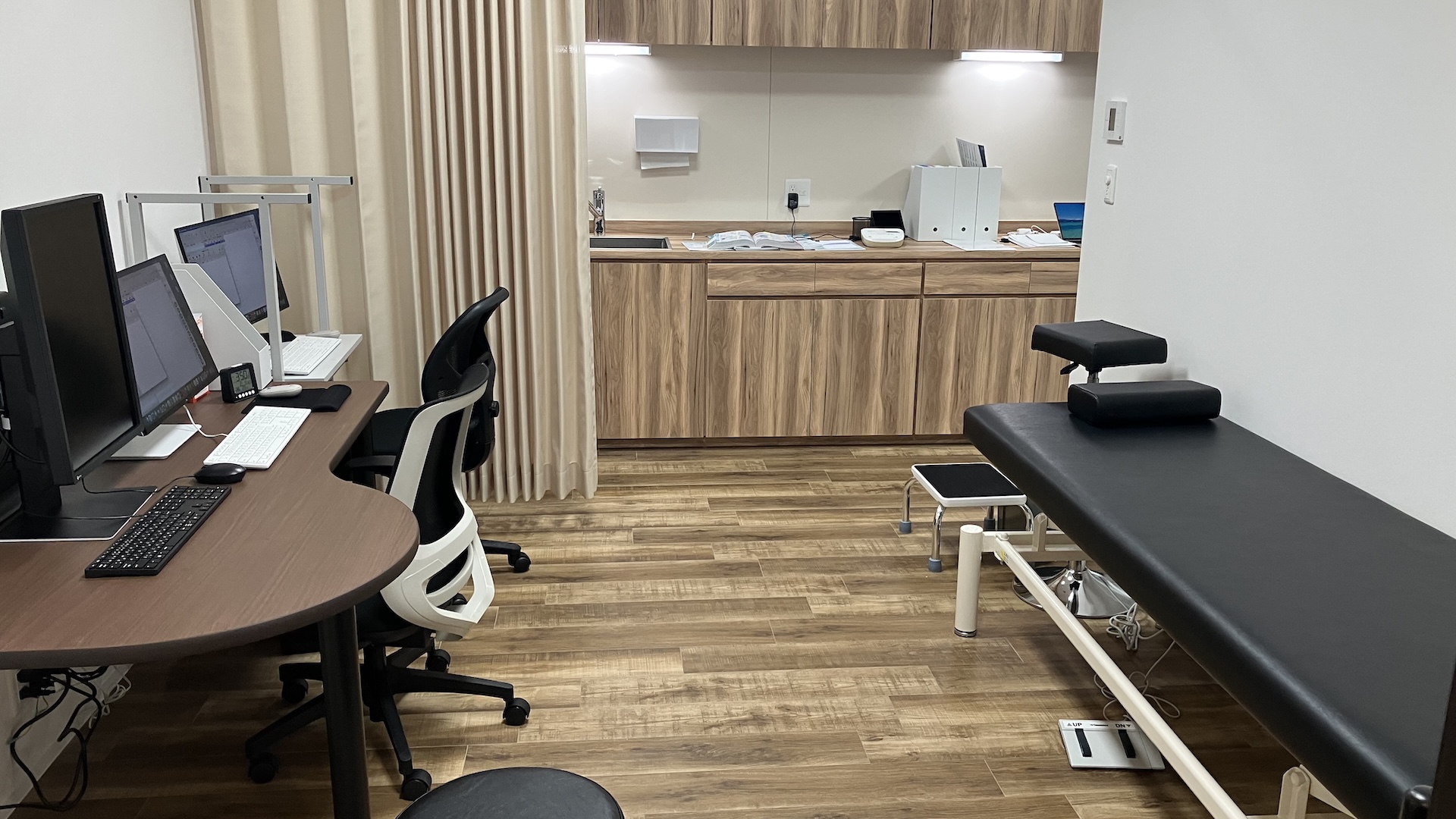 メインビジュアル02（PC）